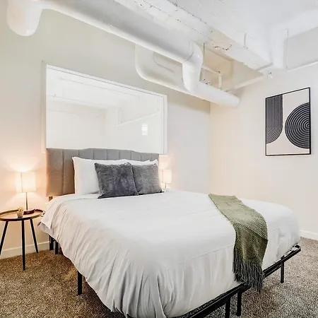 Cozysuites - 2Br With Direct Skybridge Access #9 Indianapolis Esterno foto